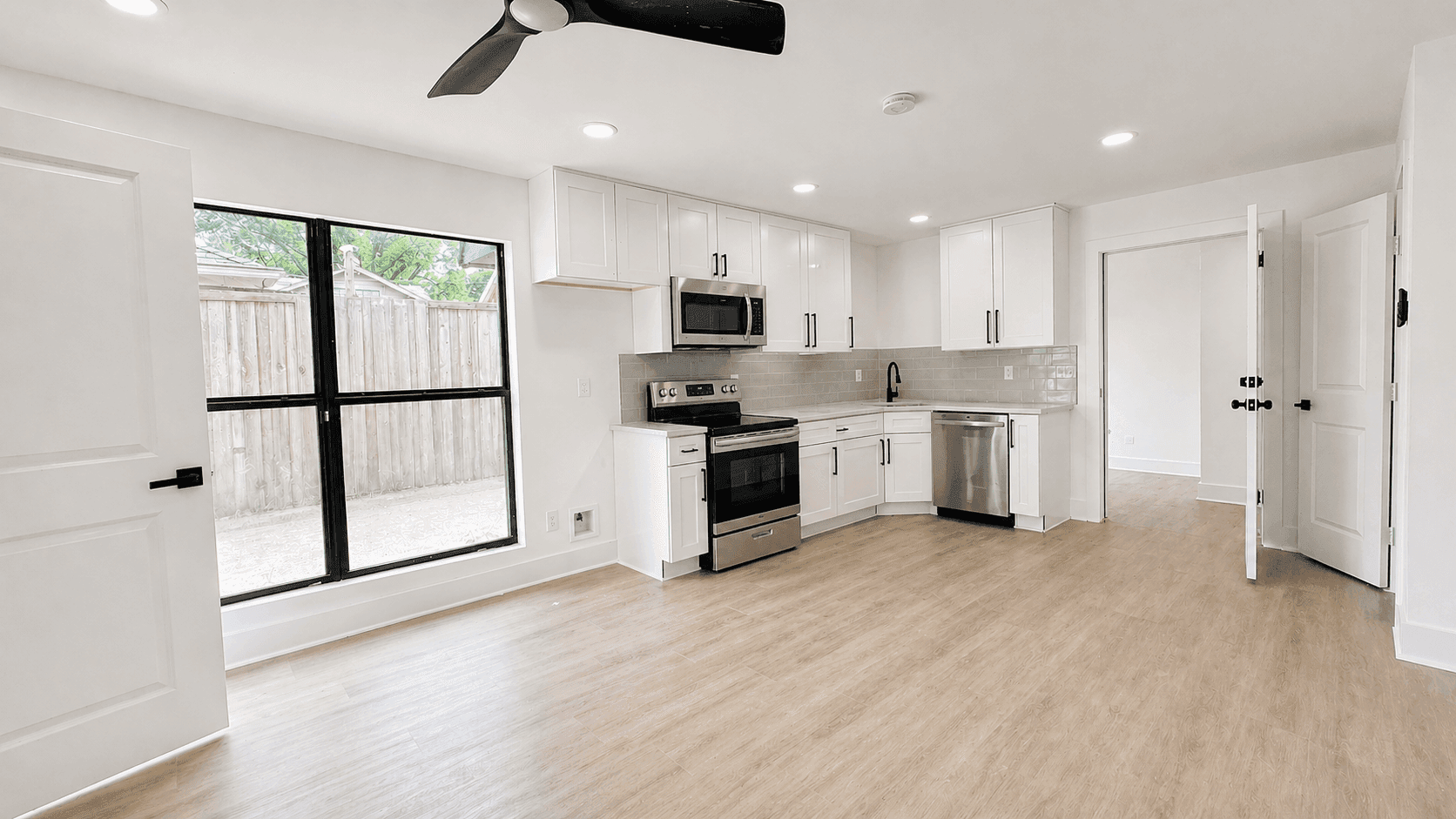 1510 W Jefferson Blvd — photo 6