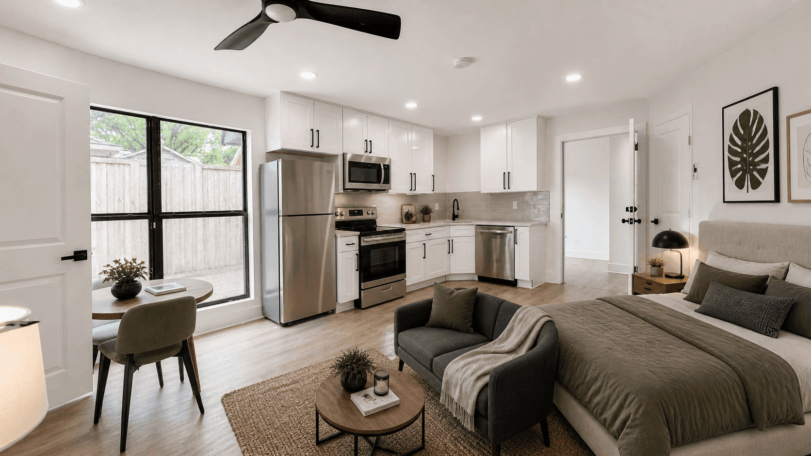 1510 W Jefferson Blvd — photo 2