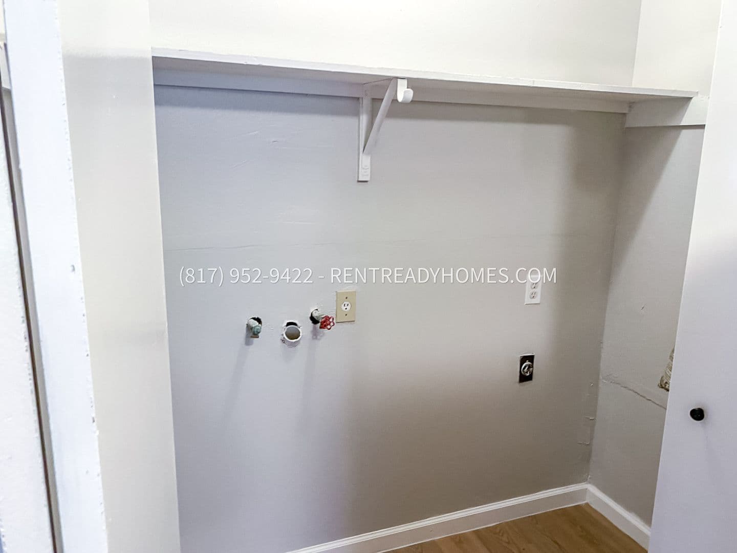 321 Frontier Dr - Unit B — photo 8