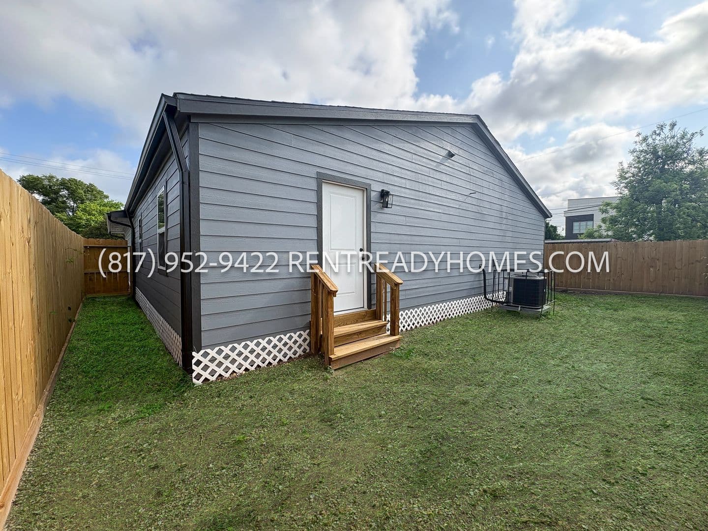 1416 Fairbanks St — photo 5