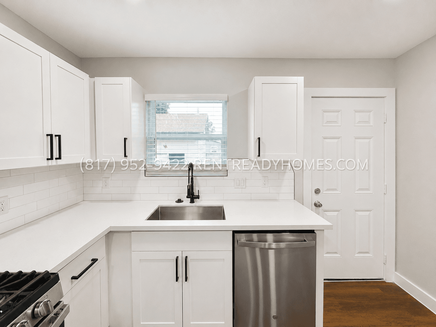 1104 Sunset Dr — photo 7