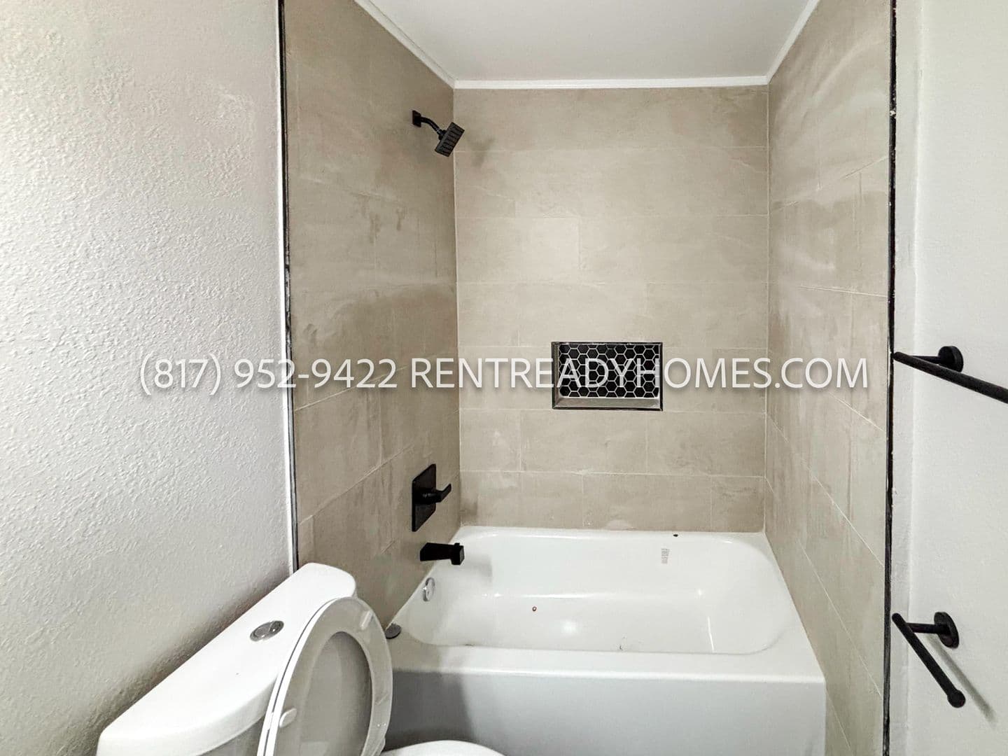 404 Oak St — photo 13