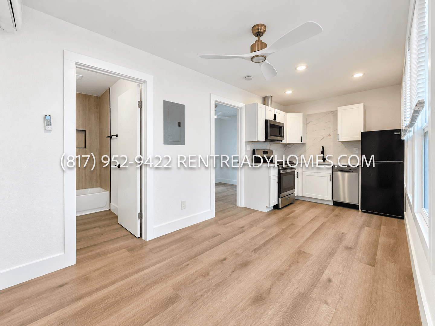 104 S Windomere Ave - 109 — photo 2