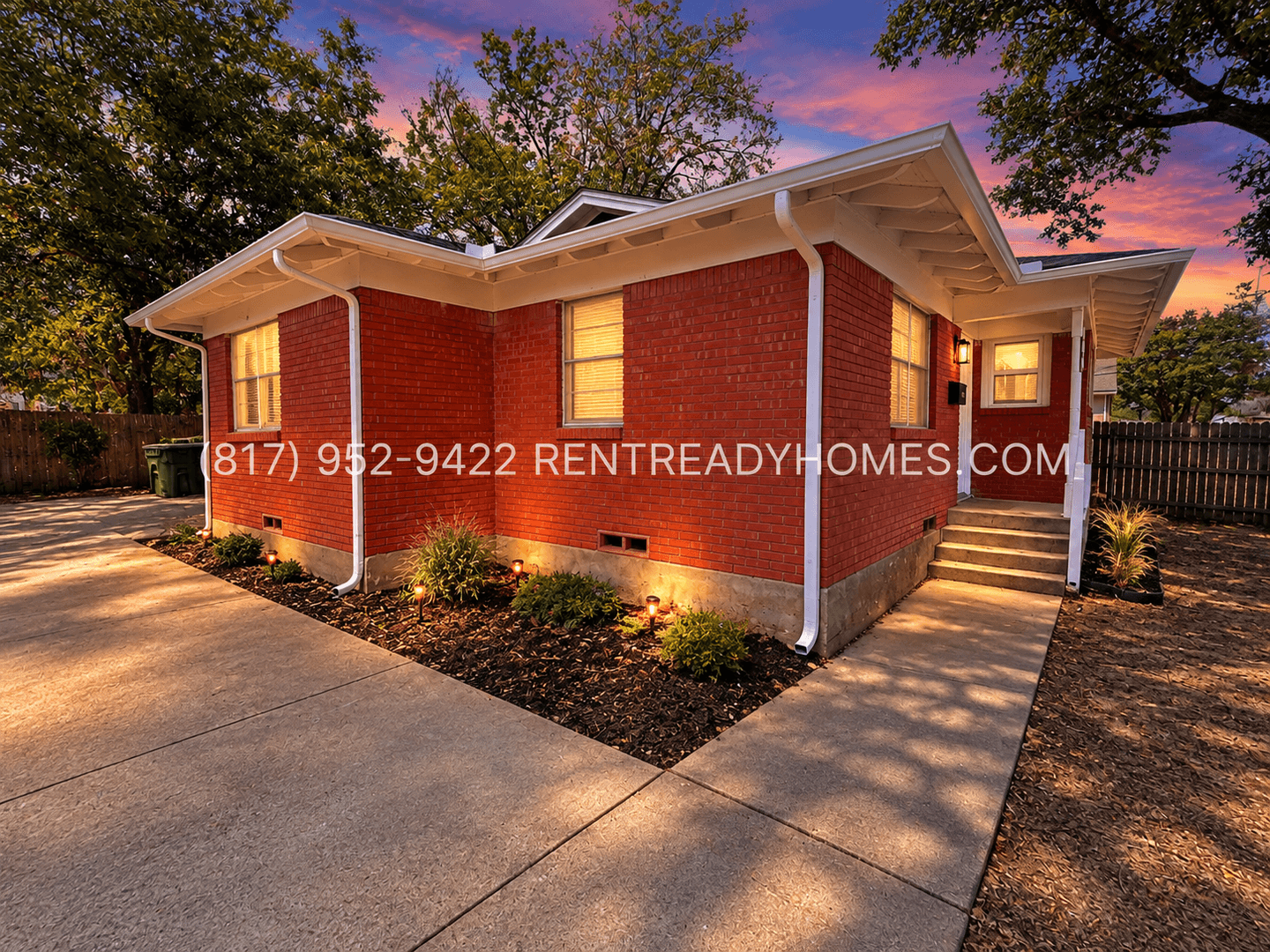 806 N Center St, — photo 2