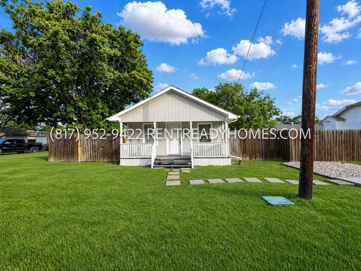 404 Oak St — photo 2