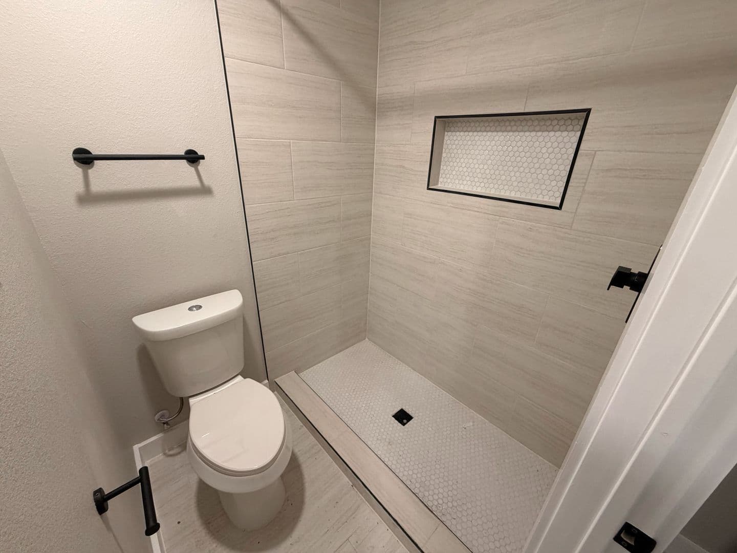 16603 Sentinel Dr — photo 3