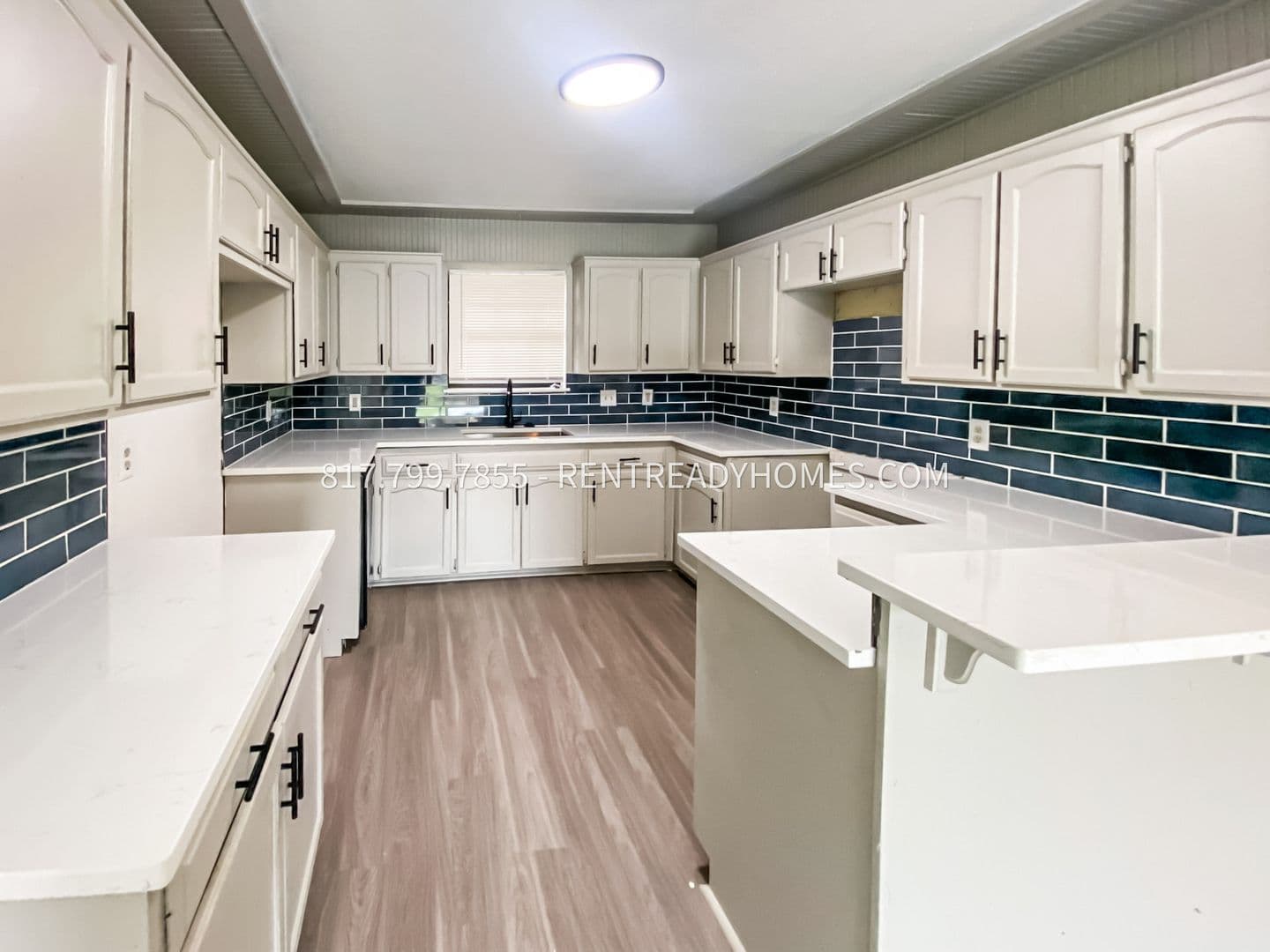 203 Shady Oaks Cir — photo 2