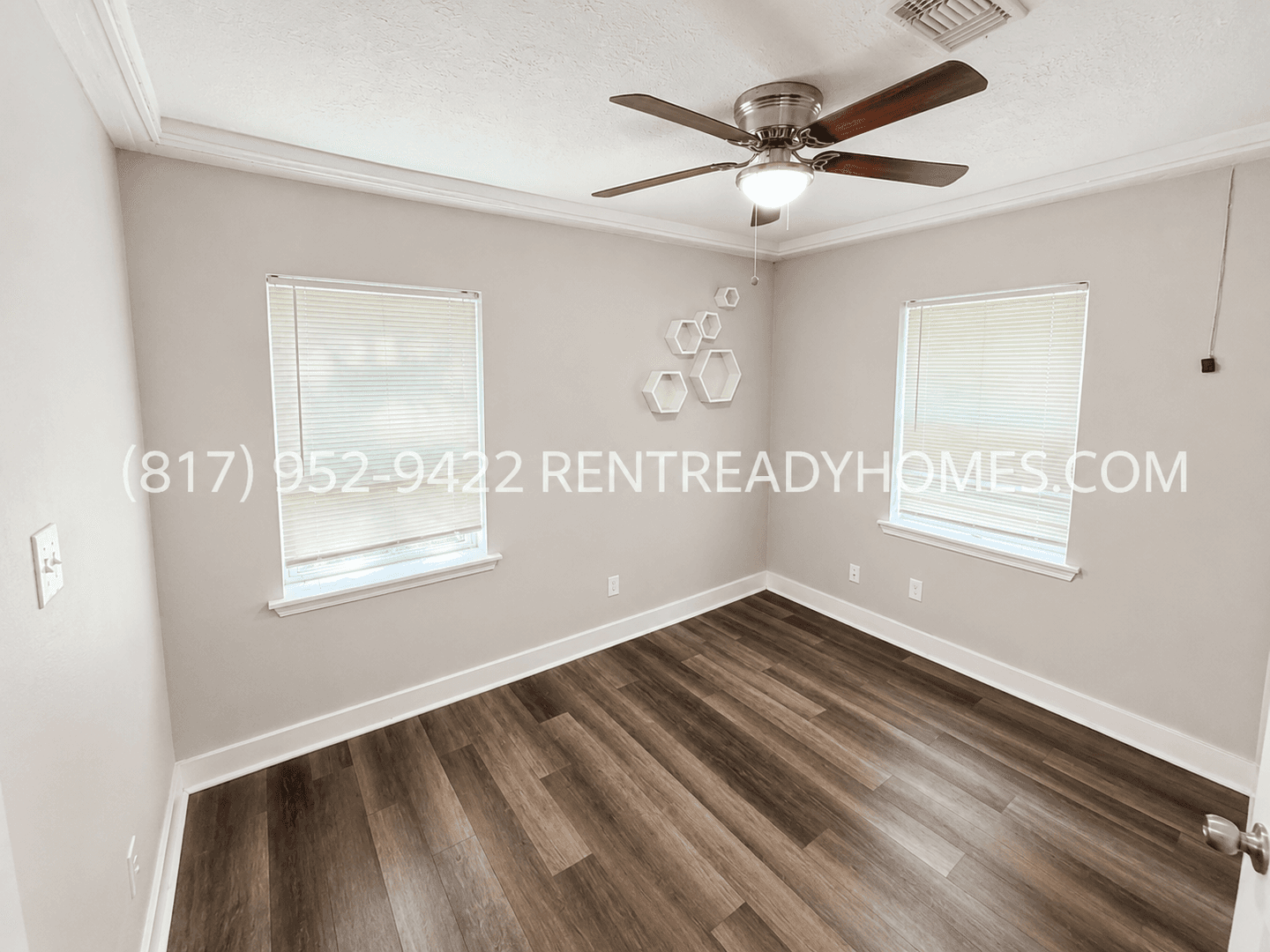 1621 Locust St — photo 16