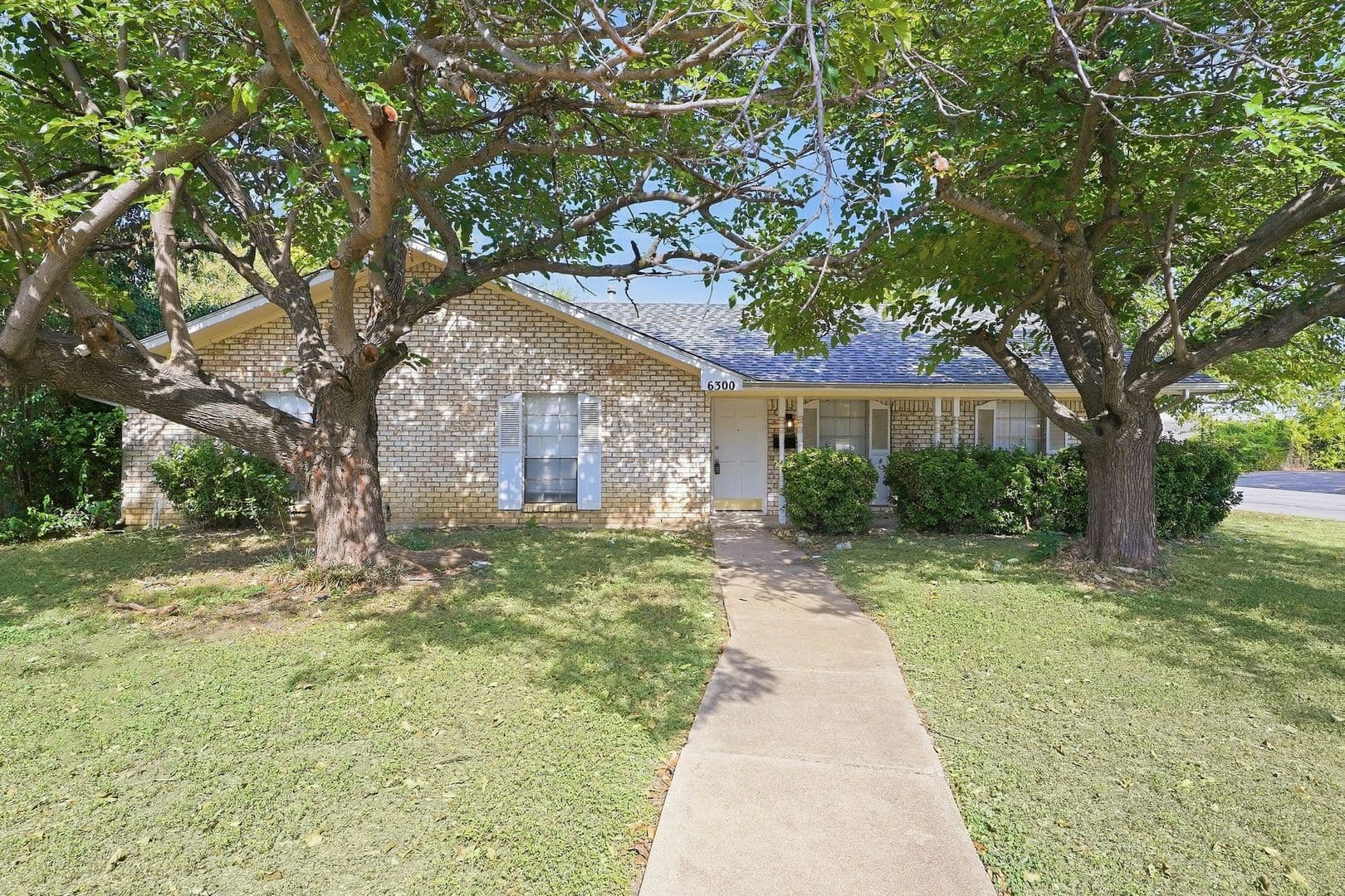 6300 Wheaton Drive — photo 1