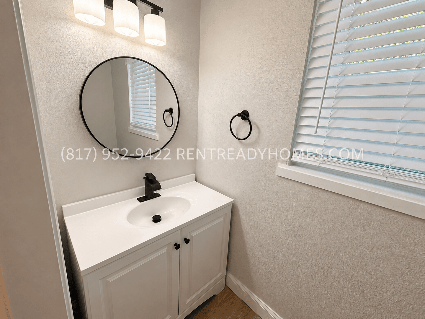 806 N Center St, — photo 11