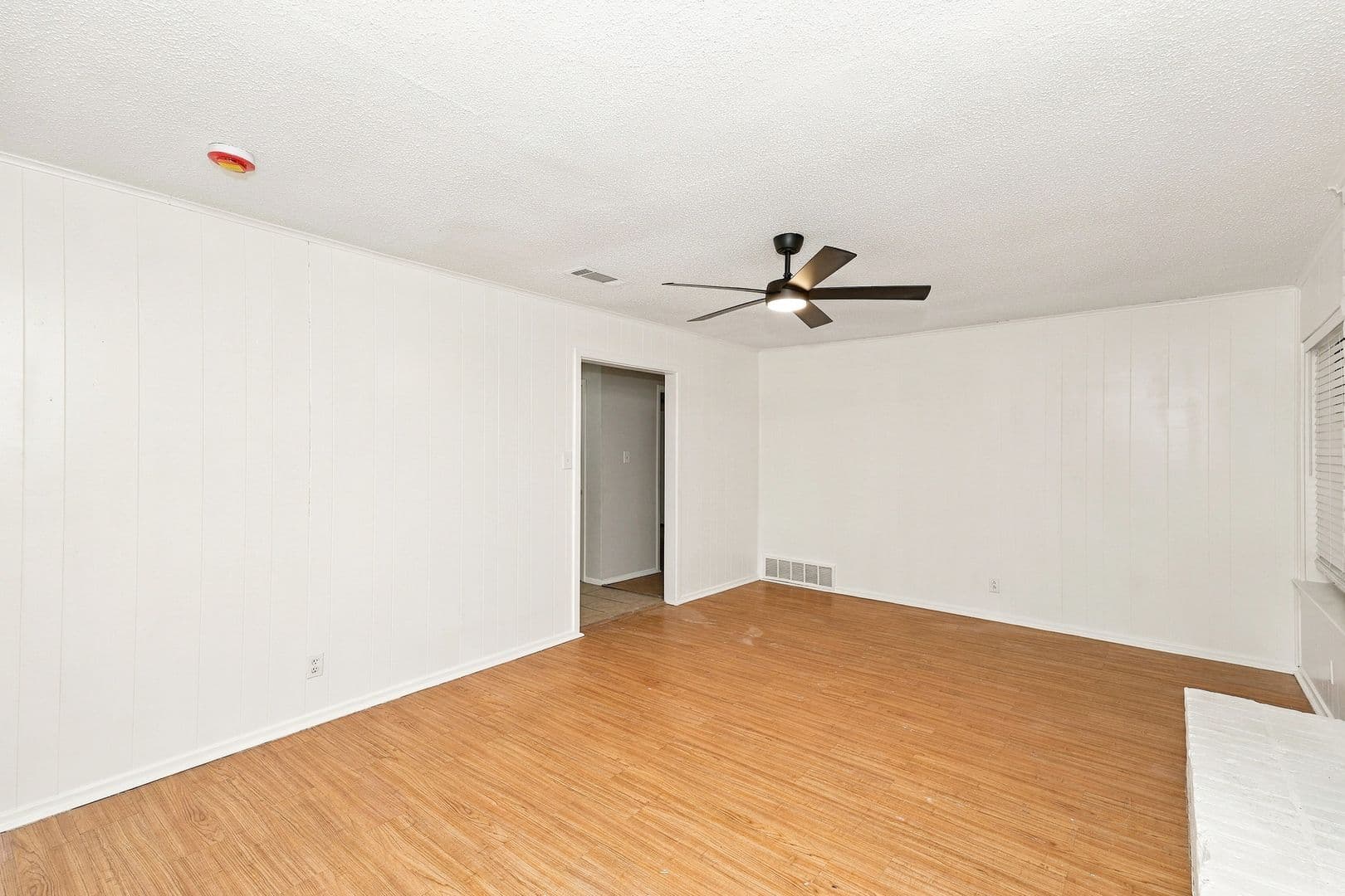 6300 Wheaton Drive — photo 16
