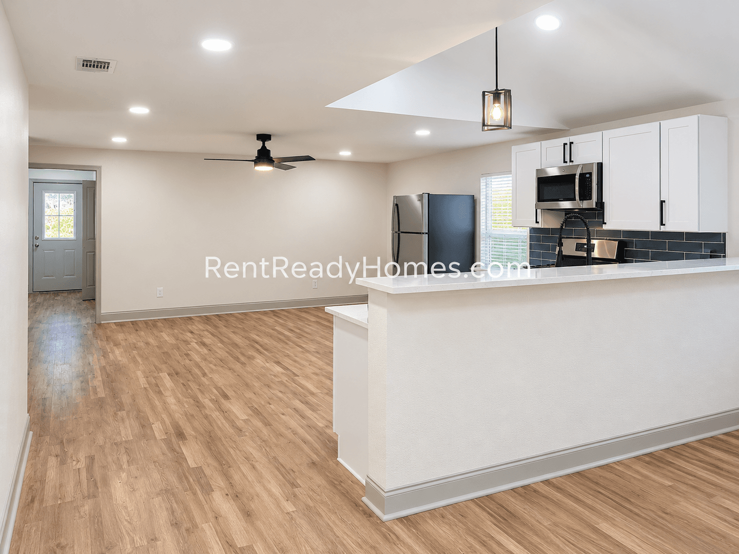 959 Woods Ave Unit A — photo 5