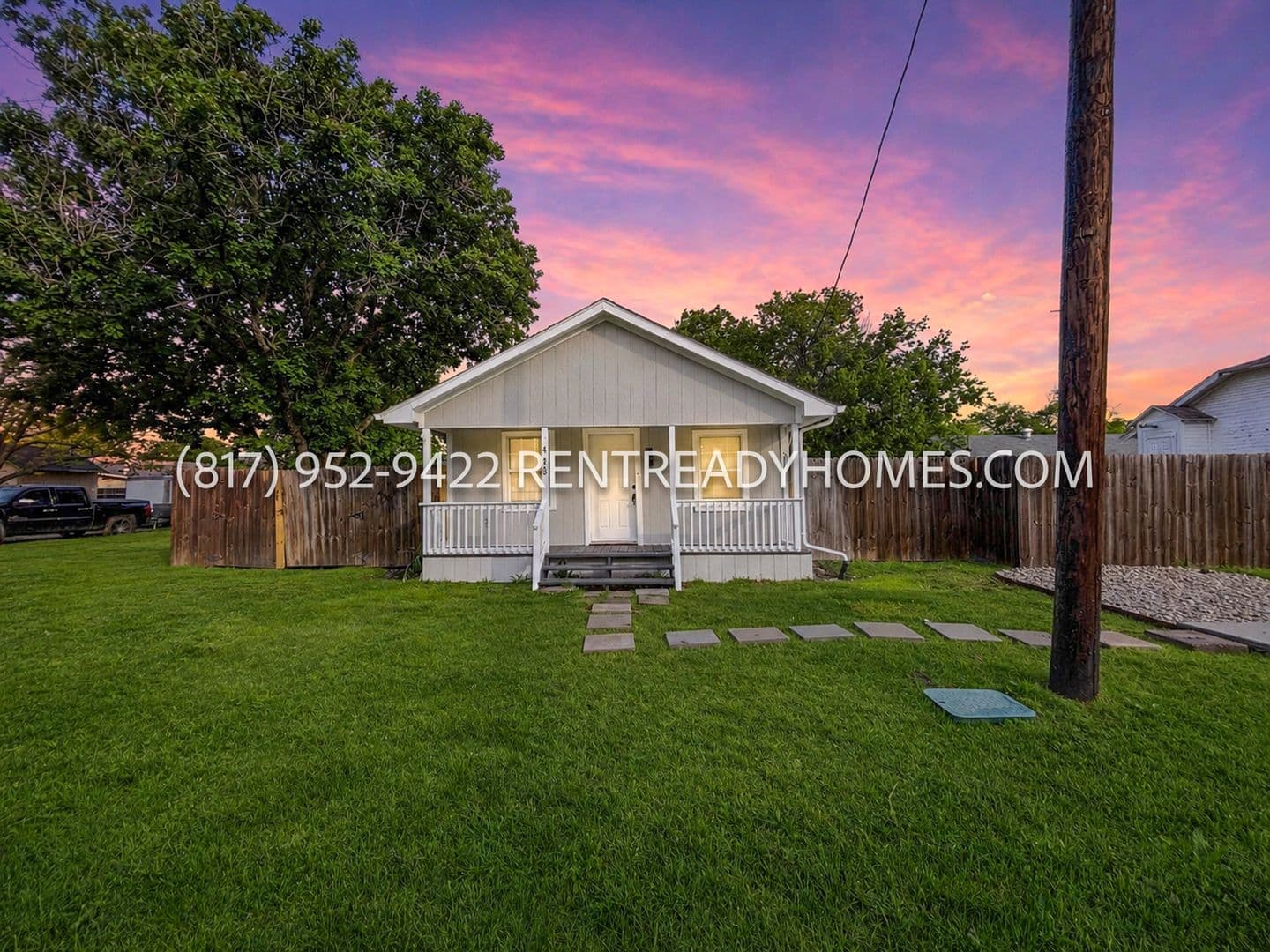 404 Oak St — photo 1