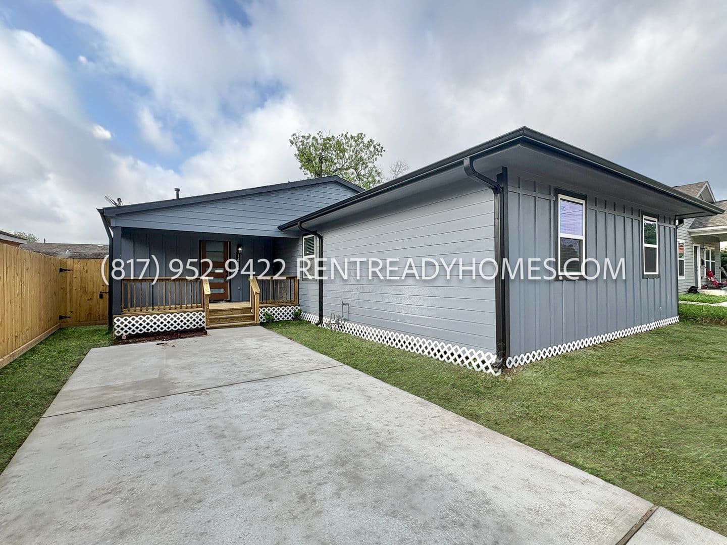 1416 Fairbanks St — photo 2